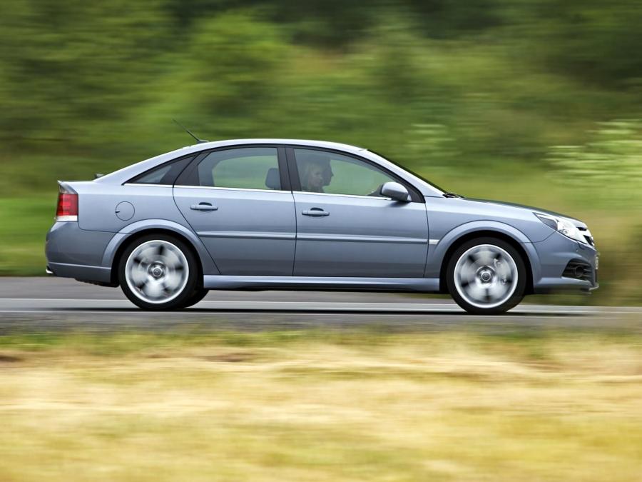 Opel Vectra GTS 2006 года  (фото 4 из 19)